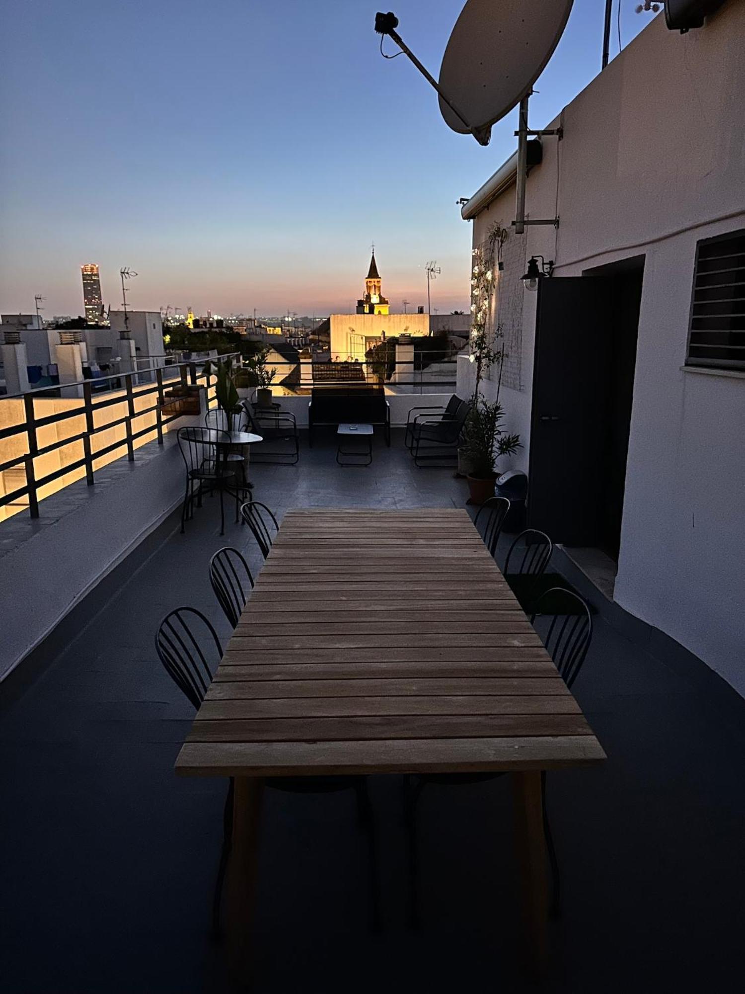 Almazen Apartamentos, Arrayan 23 Севілья Екстер'єр фото