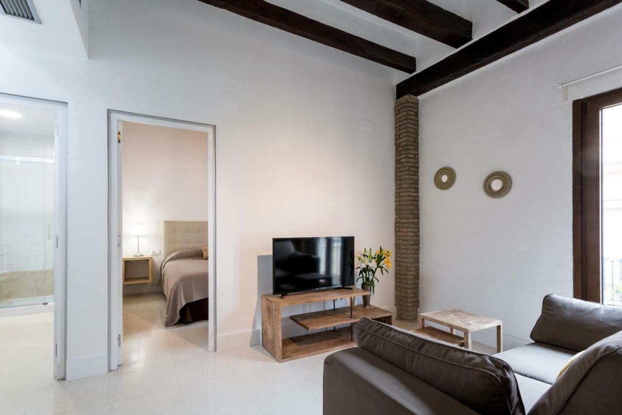 Almazen Apartamentos, Arrayan 23 Севілья Екстер'єр фото