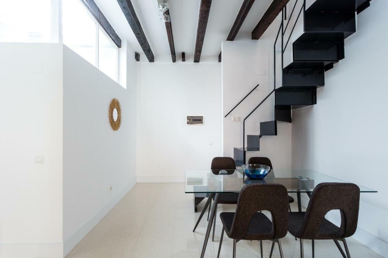 Almazen Apartamentos, Arrayan 23 Севілья Екстер'єр фото