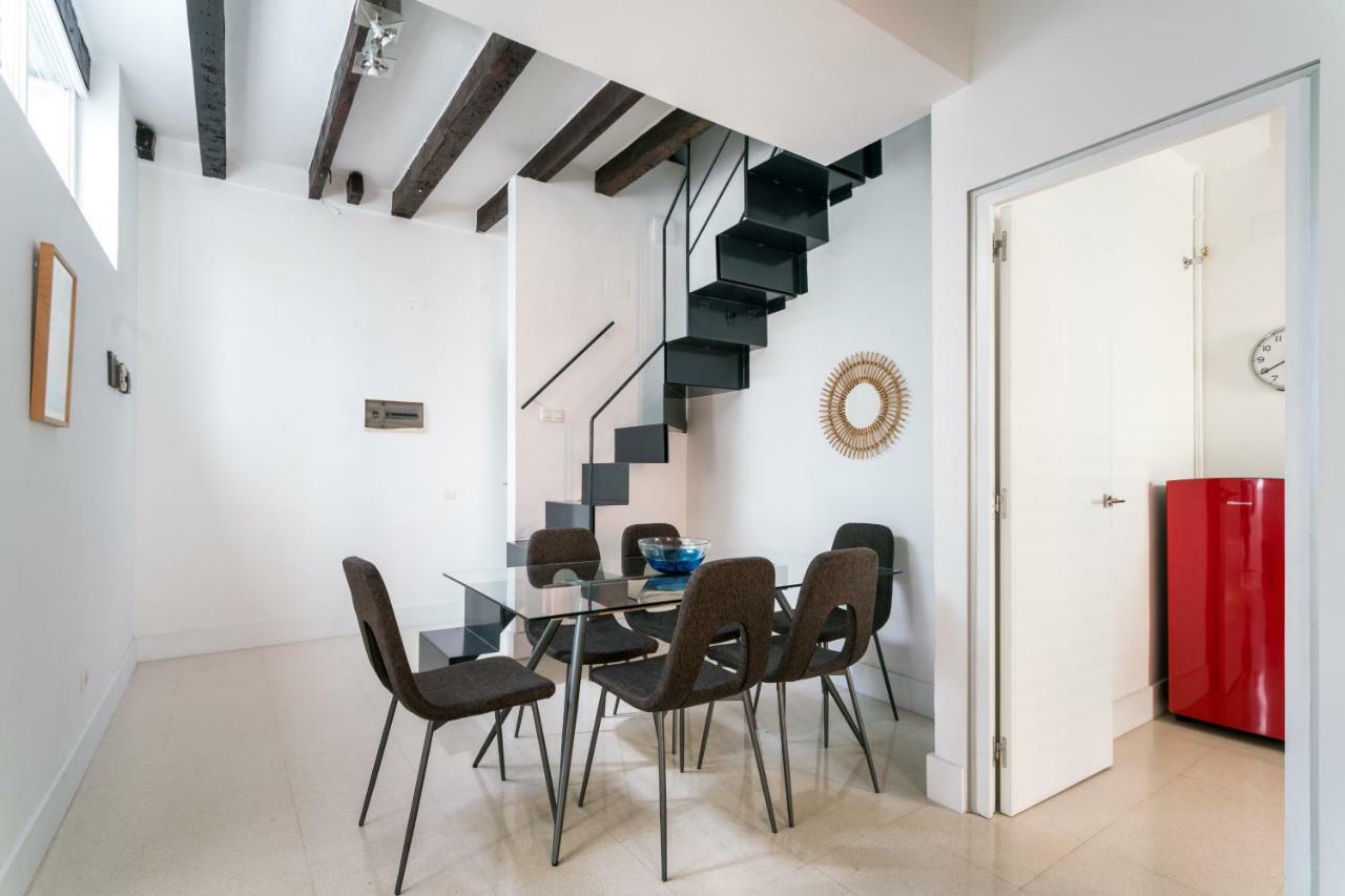 Almazen Apartamentos, Arrayan 23 Севілья Екстер'єр фото