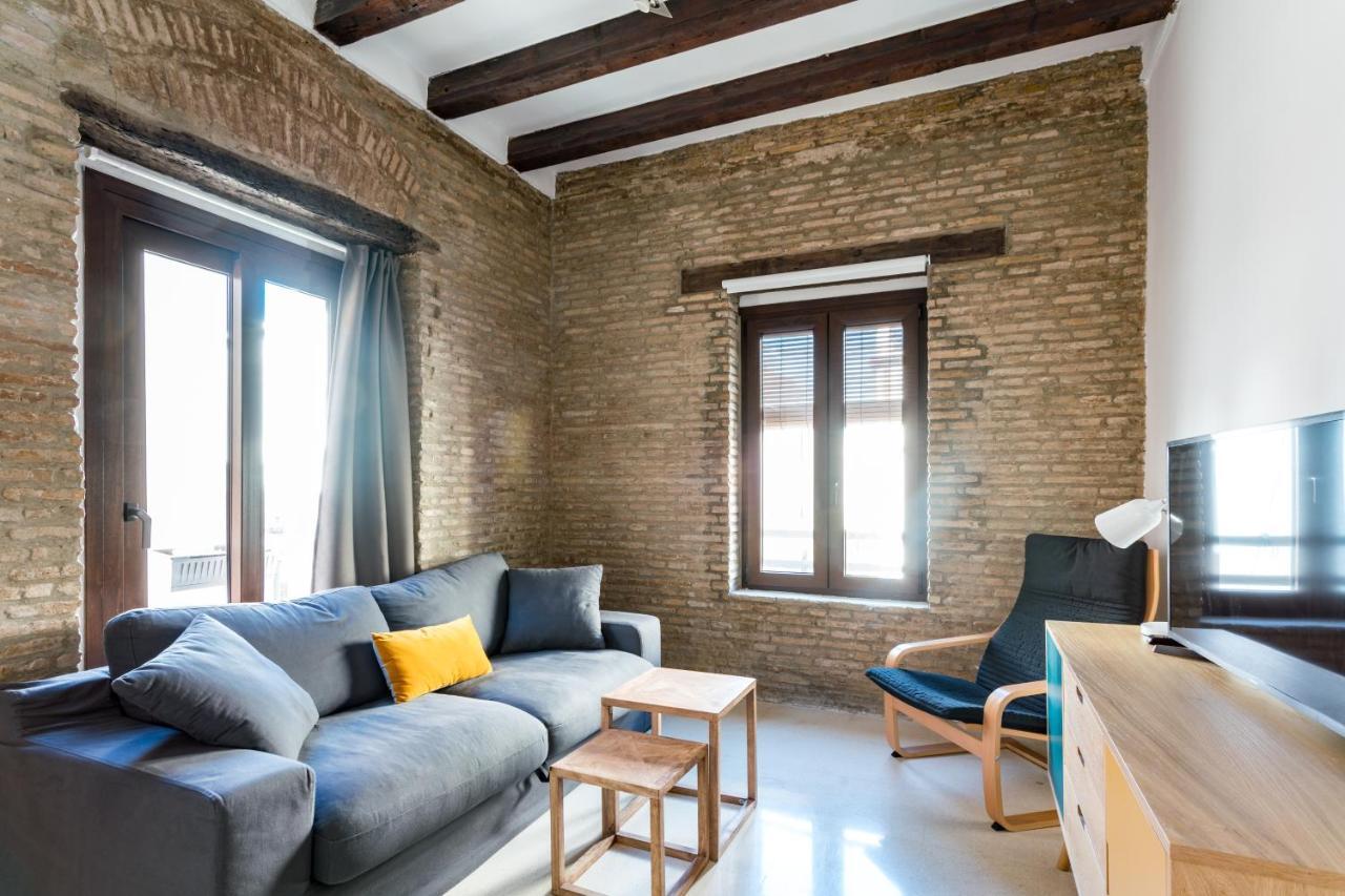 Almazen Apartamentos, Arrayan 23 Севілья Екстер'єр фото